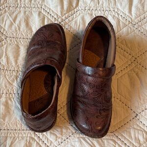 b.o.c. Brown Embossed Leather Mules